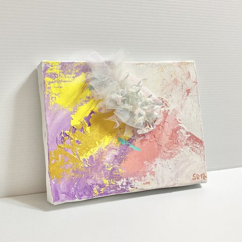 KIKI       白　レース　ピンク　ゴールド　紫　抽象画　現代アート