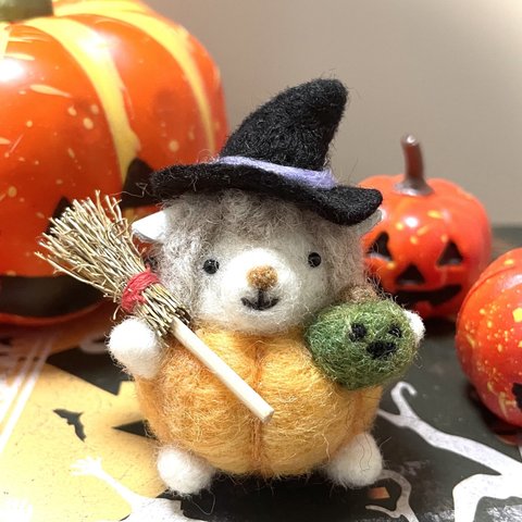 羊毛フェルト　ハロウィン　羊