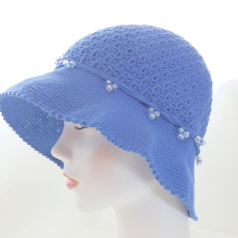 かぎ針編み シャボン玉ビーズ　帽子〈青色〉クールな乙女