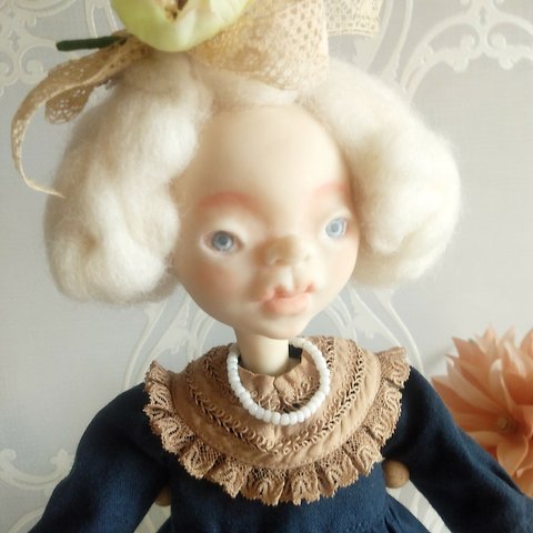 アンティーク少女　handmade doll  No.055