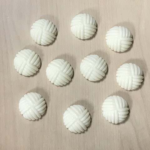 IVORY DOME KNIT DESIGN CABOCHONS