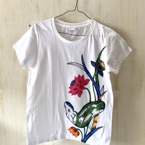  【送料無料】レディースTシャツLサイズ/手染め紅型の大きな蓮のTシャツ/ホワイト