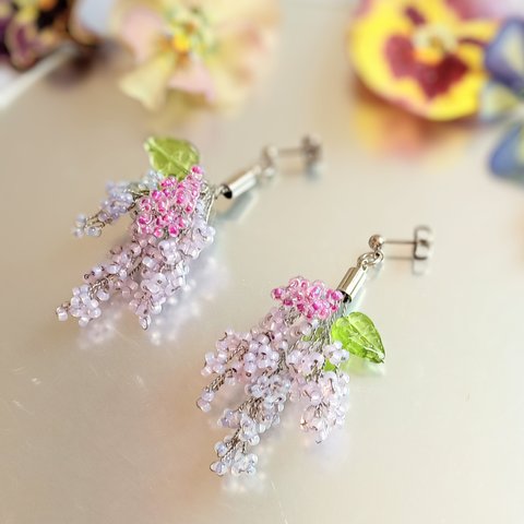 ライラックの花束💐🌿✧*。ピアス/イヤリング