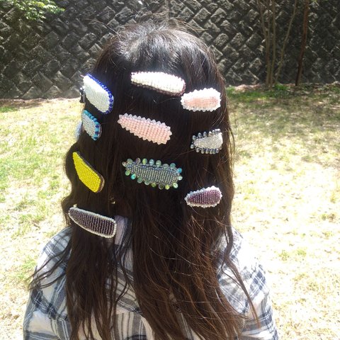 ビーズ刺繍のヘアピン　