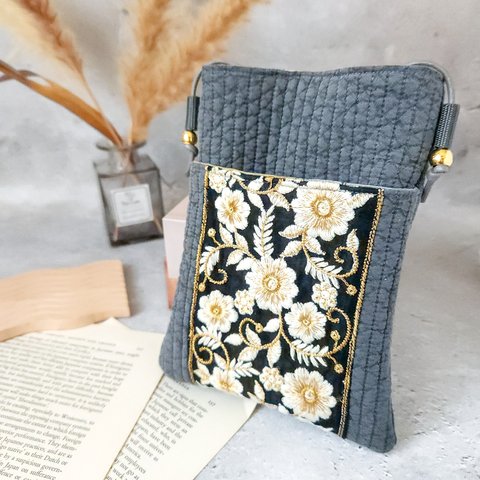 ヌビバッグ　インド刺繍　ヌビキルト　イブル生地　スマホショルダー　スマホポシェット　スマホポーチ