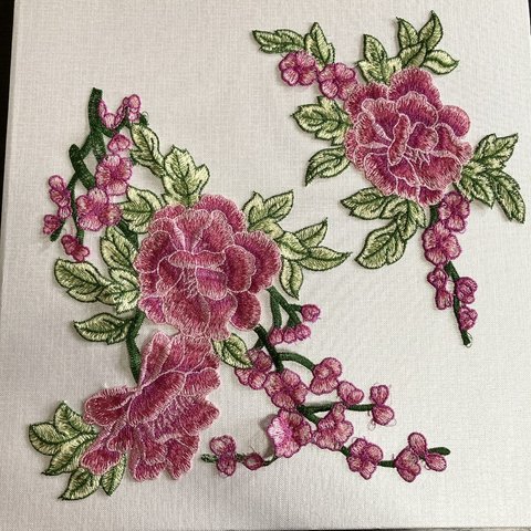 牡丹 薔薇 ピンク 刺繍ワッペン 刺繍レース 花 アンティーク 素材 レトロ パーティードレス 刺繍ワンピースに 手芸
