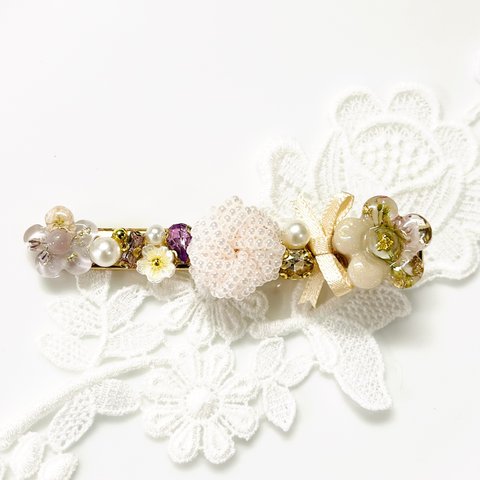 新作♡大人気シリーズ ハンドメイド レジン ヘアクリップ 花 リボン ピンク 春 ビーズ