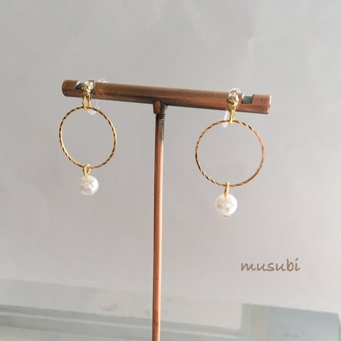 ノンホールピアス  ゴールドフープ ×パールイヤリング / ピアス 樹脂ピアス　サージカルステンレスピアス　 / ピアスみたいなイヤリング　痛くないイヤリング　入学式　結婚式　金属アレルギー対応