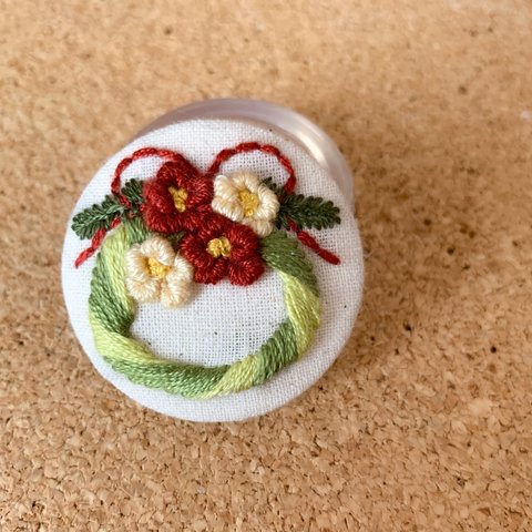 【お正月】刺繍ブローチ