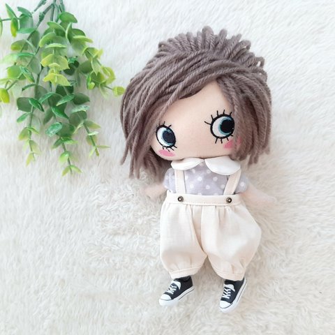 イーマリーちゃんサイズのお洋服　キナリ吊りパンツ