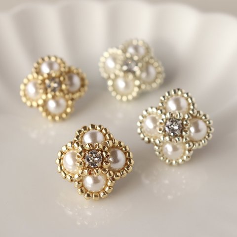 受注制作＊jewelry pearl flower  (刺繍ピアス/刺繍イヤリング/花/花モチーフ/ビーズ刺繍）