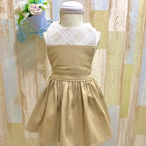 新作！👗お食事エプロン ドレス風👗