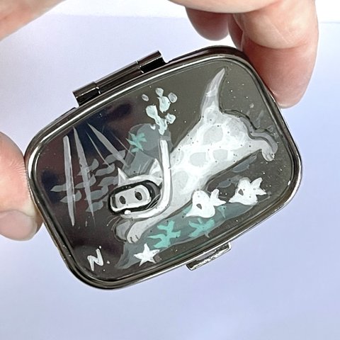 【ピルケース39 海に潜る猫】 アニマル  原画  