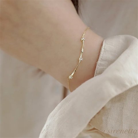 受注製作 ＊ elegant curve bracelet