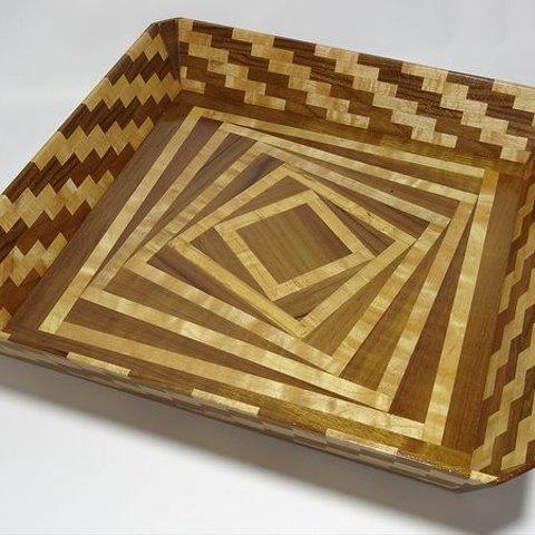 25×25×4.5(cm) 角器　幾何学柄　寄木　square wooden container