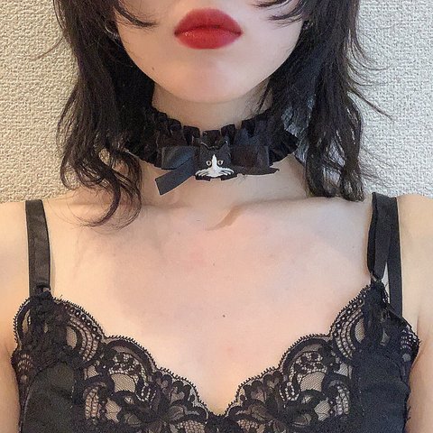 cat black choker