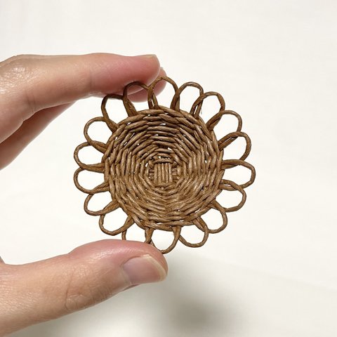 花形カゴ　ミニチュア /  Miniature Basket of Flower Shape / hinoki