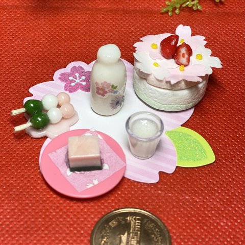  ミニチュアおひな様セット  桜ケーキ　甘酒　三色団子