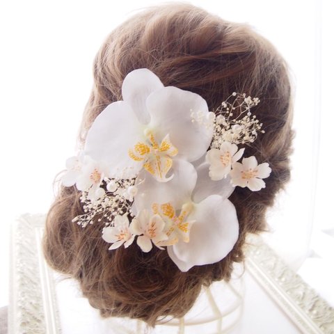 桜♡胡蝶蘭 造花 髪飾り パール入りカスミソウ  桜の髪飾り 和装前撮りに