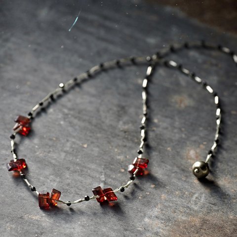 -Garnet- braid necklace