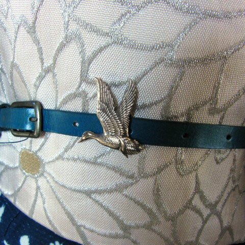 真鍮ブラス製 飛び立つ渡り鳥デザイン帯留め　着物や浴衣の帯締めの飾り・ブレスやチョーカー飾りに