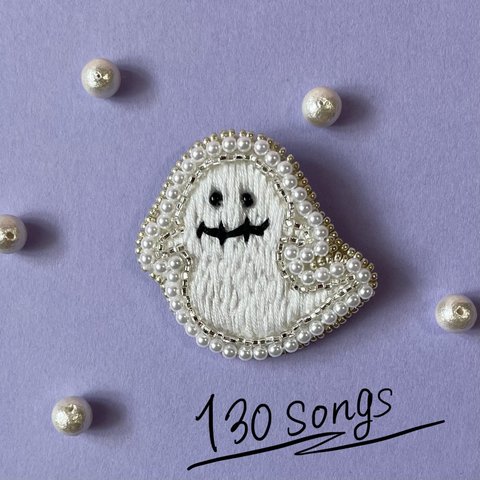 ✳︎ ハロウィン オバケ ✳︎ ビーズ 刺繍 ブローチ