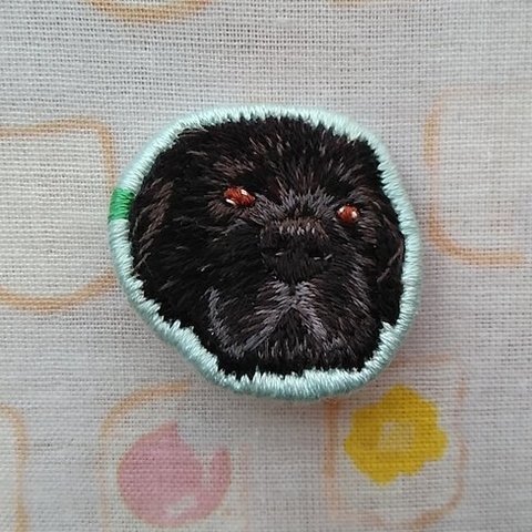 ニューファンドランド 刺繍ブローチ