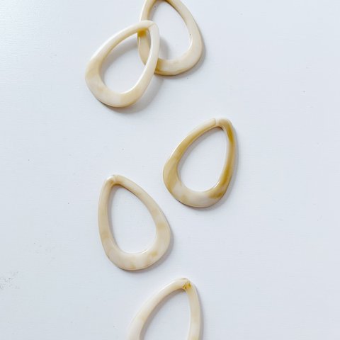 【6pcs beige#LS】しずく型マーブルアクリルパーツ