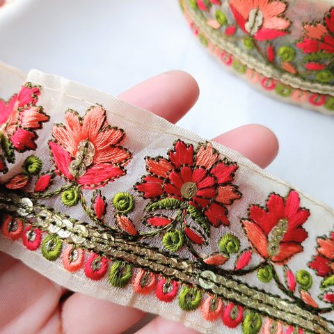 【50cm】【50mm幅】【レッド】インド刺繍リボン　フラワー　花柄　スパンコール　レースリボン　手芸　ハンドメイド　DIY R004-1