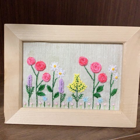 刺繍　お花の写真フレーム