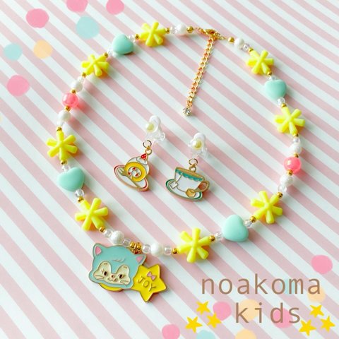 little princess＊ rétro animal - cat キッズイヤリング + キッズ ネックレス セット ＊ キッズアクセサリー 女の子 プレゼント 誕生日 レトロ 子供 ねこ 猫 春