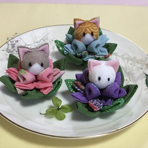あじさい猫🐈‍⬛つまみ細工　ピンク　ブルー　パープル