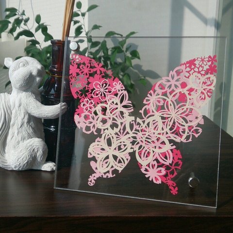 切り絵キット「春模様の蝶」