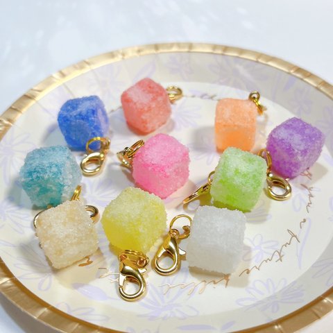 受注生産🍬カラフル角砂糖チャーム