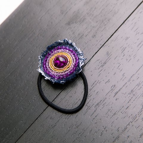 ビーズ刺繍ヘアゴム