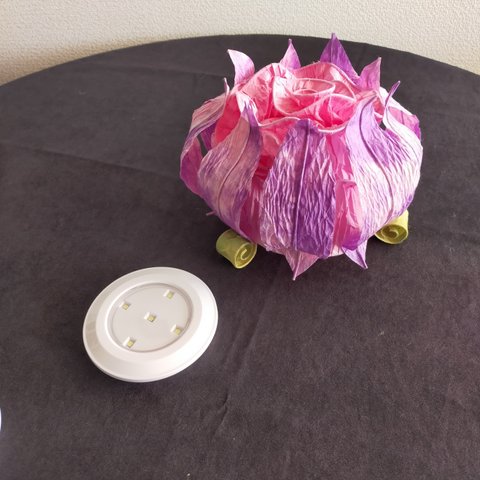 お花の冠👑ランプシェード　[ピンクパープル](⋈◍＞◡＜◍)。✧♡