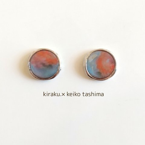 kiraku. ✕ art　絵画イヤリングorピアス　レジン　花　バラ　赤　青