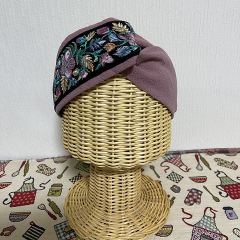 ヘアーバンド　インド刺繍リボン　