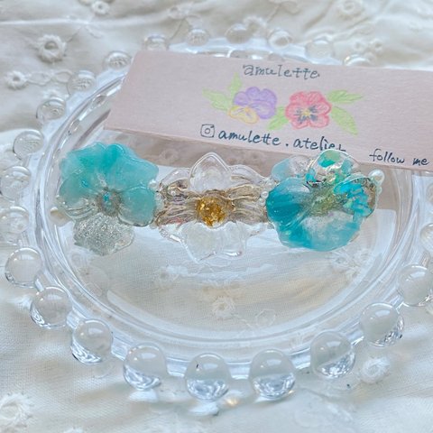 水辺のお花バレッタ❁︎