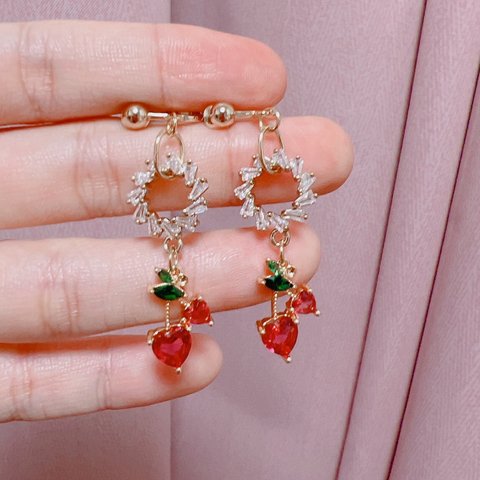 さくらんぼ x クリスタルリング　ピアス♡イヤリング