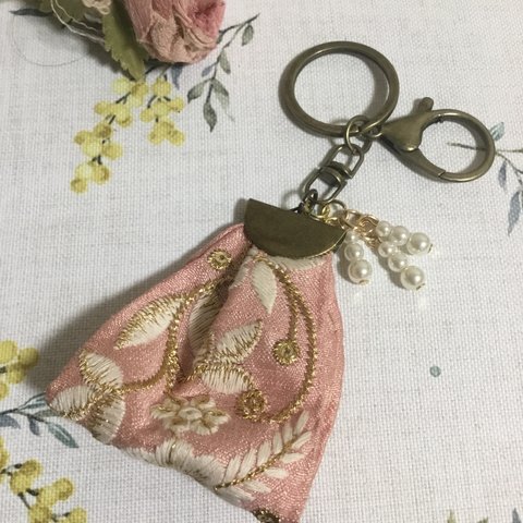 インドリボン刺繍キーホルダー⭐︎バッグチャーム