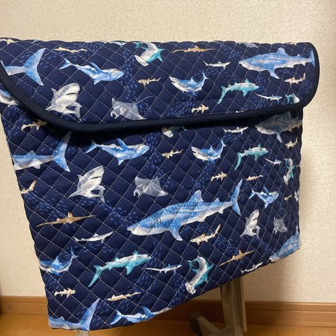 防災頭巾カバー  椅子の　背もたれ　用  青サメ