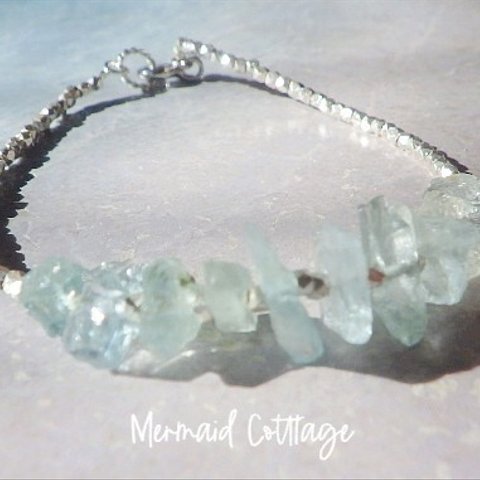 ☆再販☆*sv925*Raw Aquamarine アクアマリン原石のカレンシルバーブレスレット