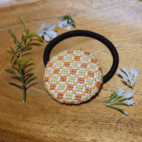 クロスステッチ刺繍ヘアゴム