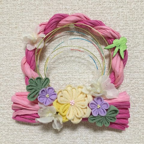 つまみ細工のしめ縄飾り ピンク