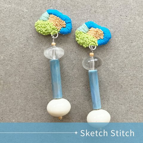 light blue刺繍ピアス