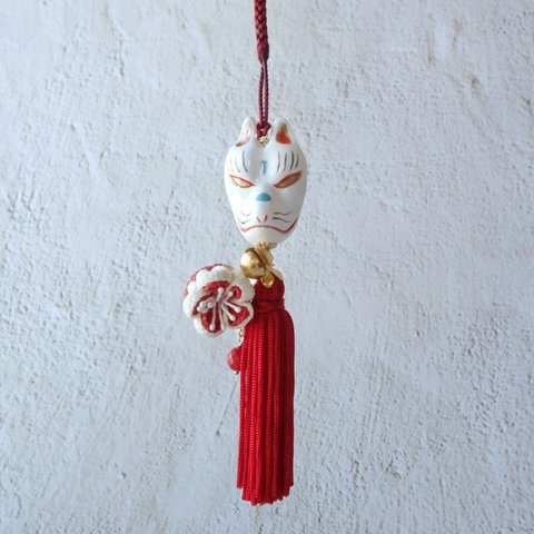 狐とつまみ細工の帯飾り 鈴とバロックパール・赤珊瑚(帯飾りプレート付き)