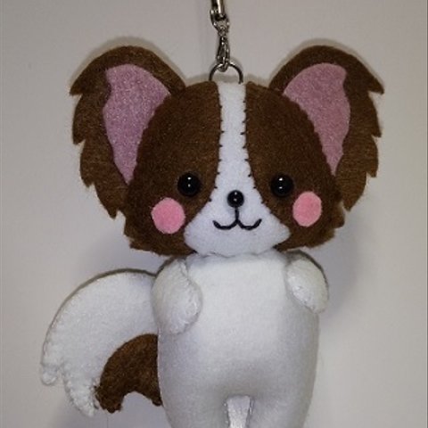 【完売】ハンドメイド　フェルト　動物さんのストラップ・ブローチ116　パピヨンさん１