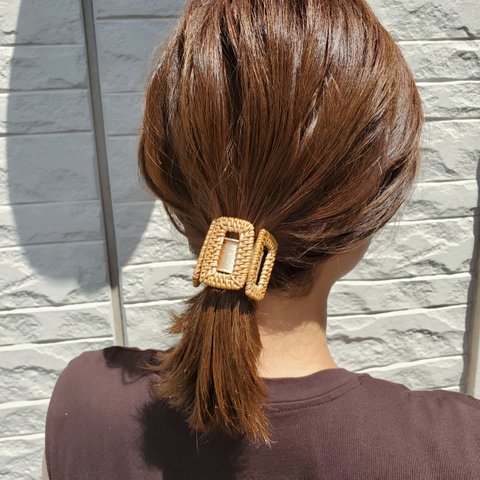 夏に大活躍間違いなし✨ラタンヘアアクセ