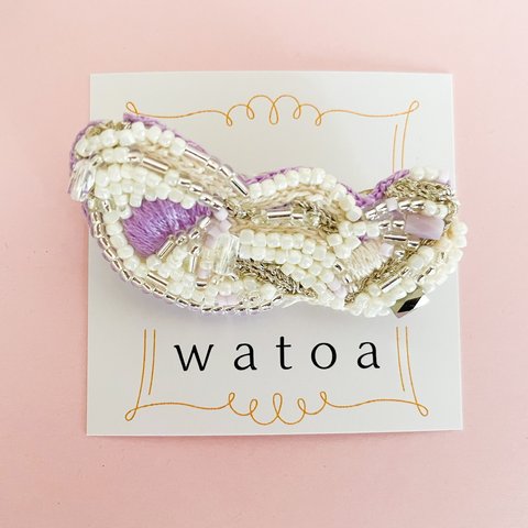 【雑誌掲載】beautiful days|ビーズ刺繍ブローチ｜パープル